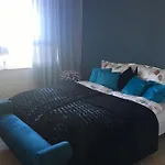 Szafirowa Przystan Bed and Breakfast *