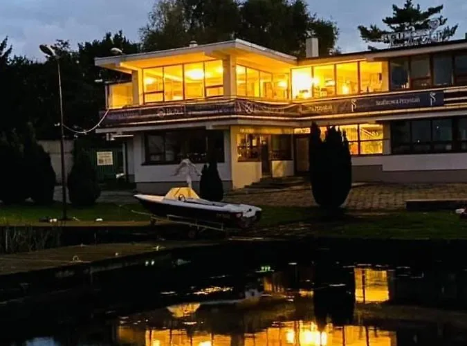 Szafirowa Przystan * Estetino