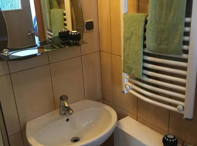 Alojamento de Acomodação e Pequeno-almoço Szafirowa Przystan Estetino