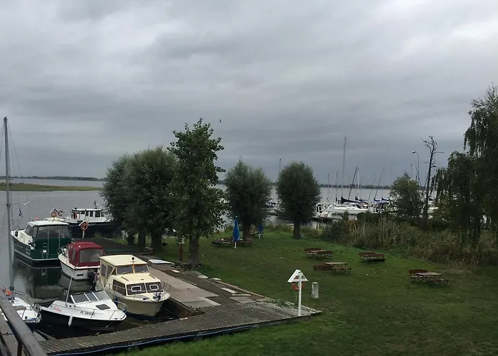 Szafirowa Przystan *